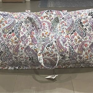 XL Vera Bradley Traveler Duffle Bag